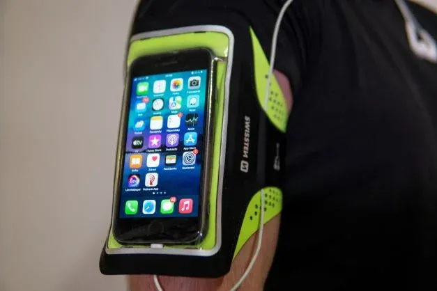 SWISSTEN ARMBAND CASE size 6.0